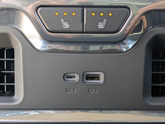 2025 Chevrolet Silverado 2500 HD Vehicle Photo in BRUNSWICK, GA 31525-1881