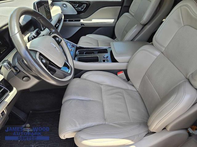 2020 Lincoln Aviator Vehicle Photo in DENTON, TX 76210-9321