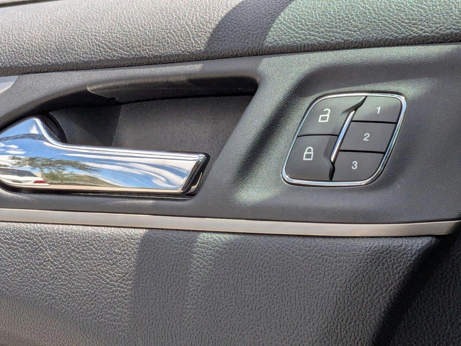 2019 Lincoln MKC Vehicle Photo in Miami, FL 33169