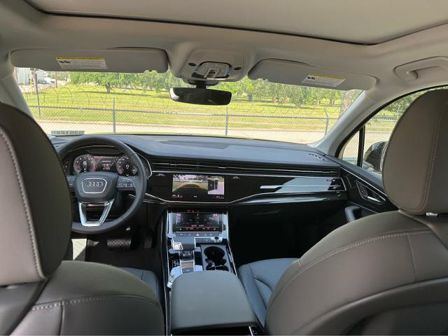 2025 Audi Q7 Vehicle Photo in HOUSTON, TX 77090
