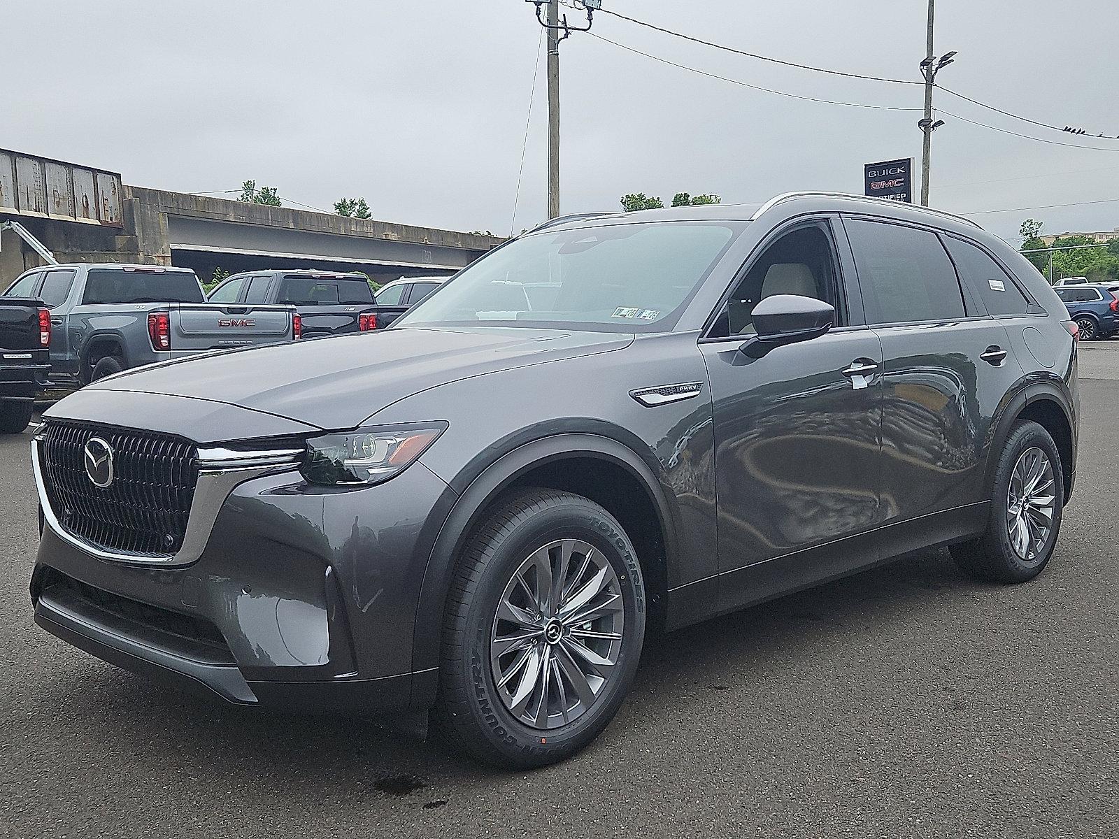 2025 Mazda CX-90 PHEV Vehicle Photo in Trevose, PA 19053