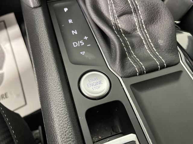 2023 Volkswagen Atlas Cross Sport Vehicle Photo in GILBERT, AZ 85297-0402