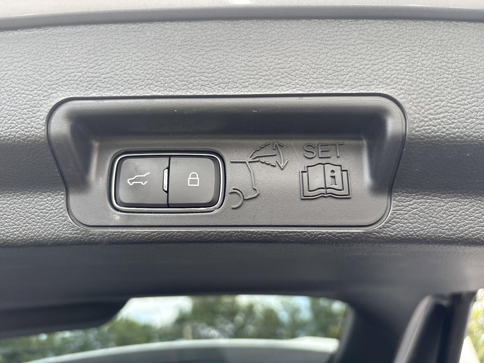2023 Ford Explorer Vehicle Photo in Mechanicsburg, PA 17050-1707