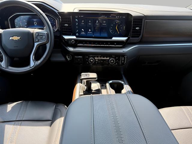 2024 Chevrolet Silverado 1500 Vehicle Photo in MIDDLETON, WI 53562-1492