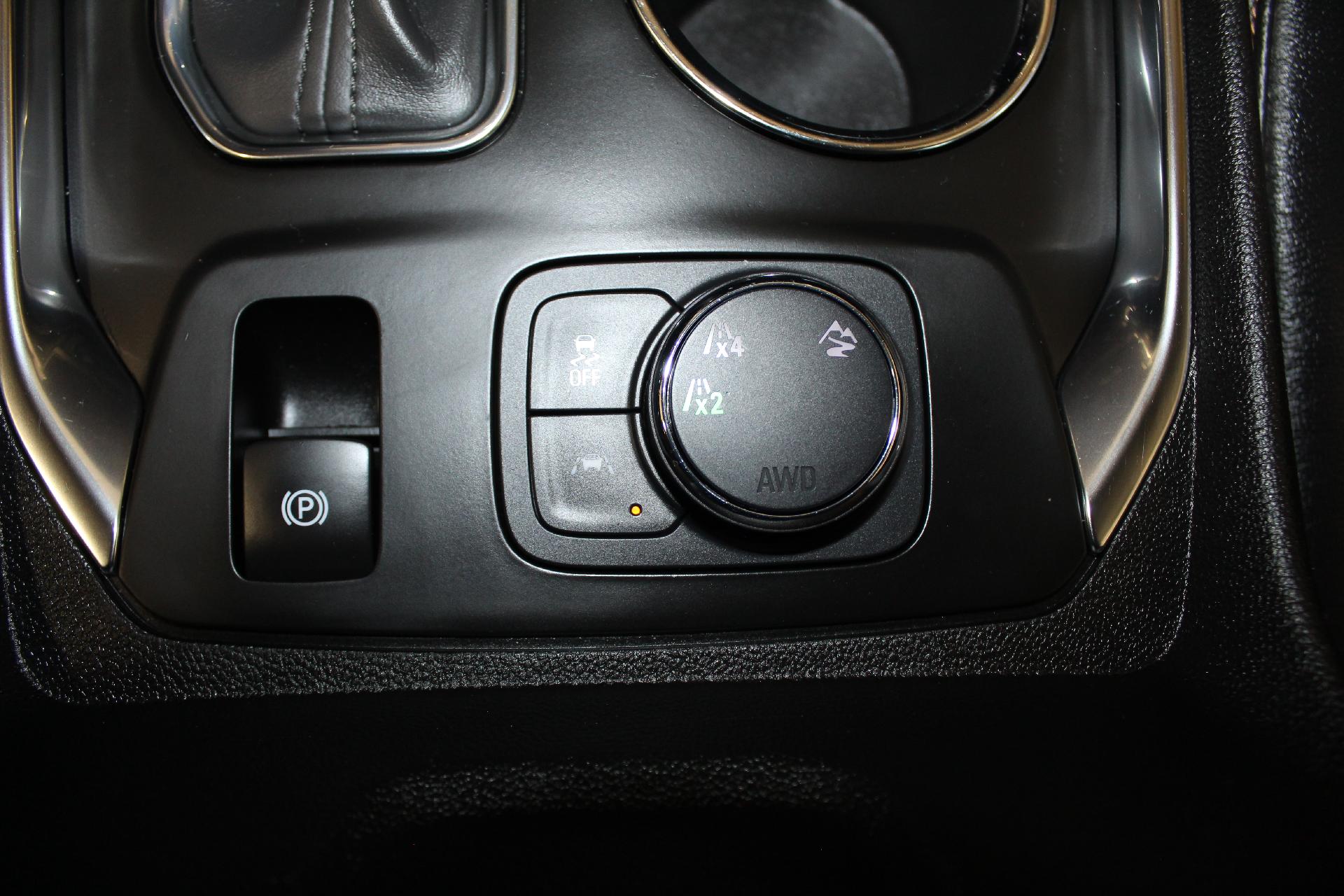 2021 Chevrolet Traverse Vehicle Photo in NORTHAMPTON, MA 01060-1120