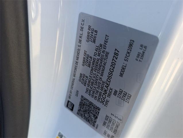 2025 Chevrolet Silverado 1500 Vehicle Photo in ENGLEWOOD, CO 80113-6708