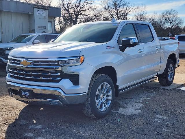 2025 Chevrolet Silverado 1500 Vehicle Photo in PARIS, TX 75460-2116