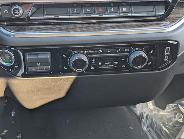 2025 Chevrolet Silverado 3500 HD Vehicle Photo in ENGLEWOOD, CO 80113-6708