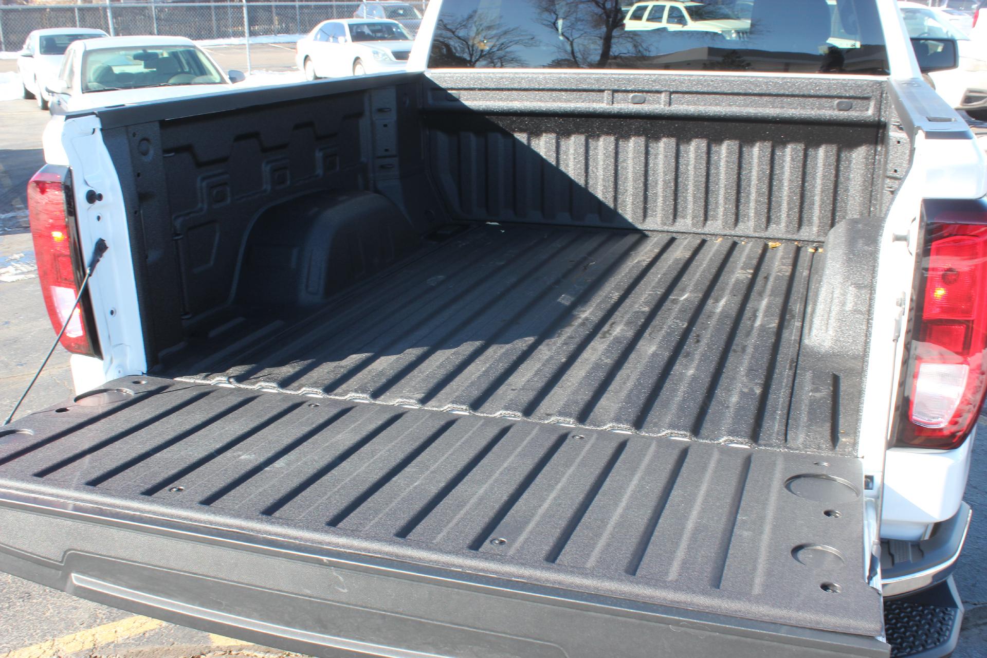 2025 GMC Sierra 1500 Vehicle Photo in AURORA, CO 80012-4011