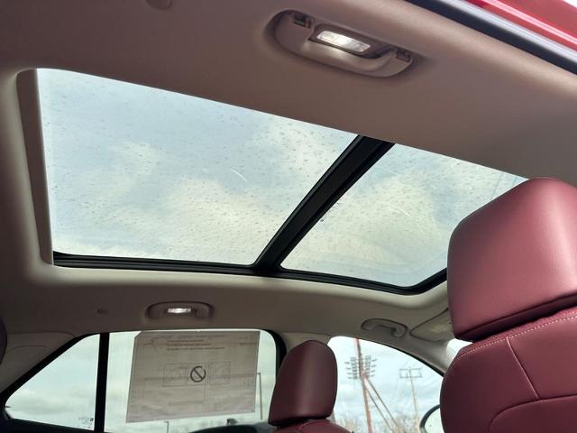 2025 Buick Envision Vehicle Photo in COLUMBIA, MO 65203-3903