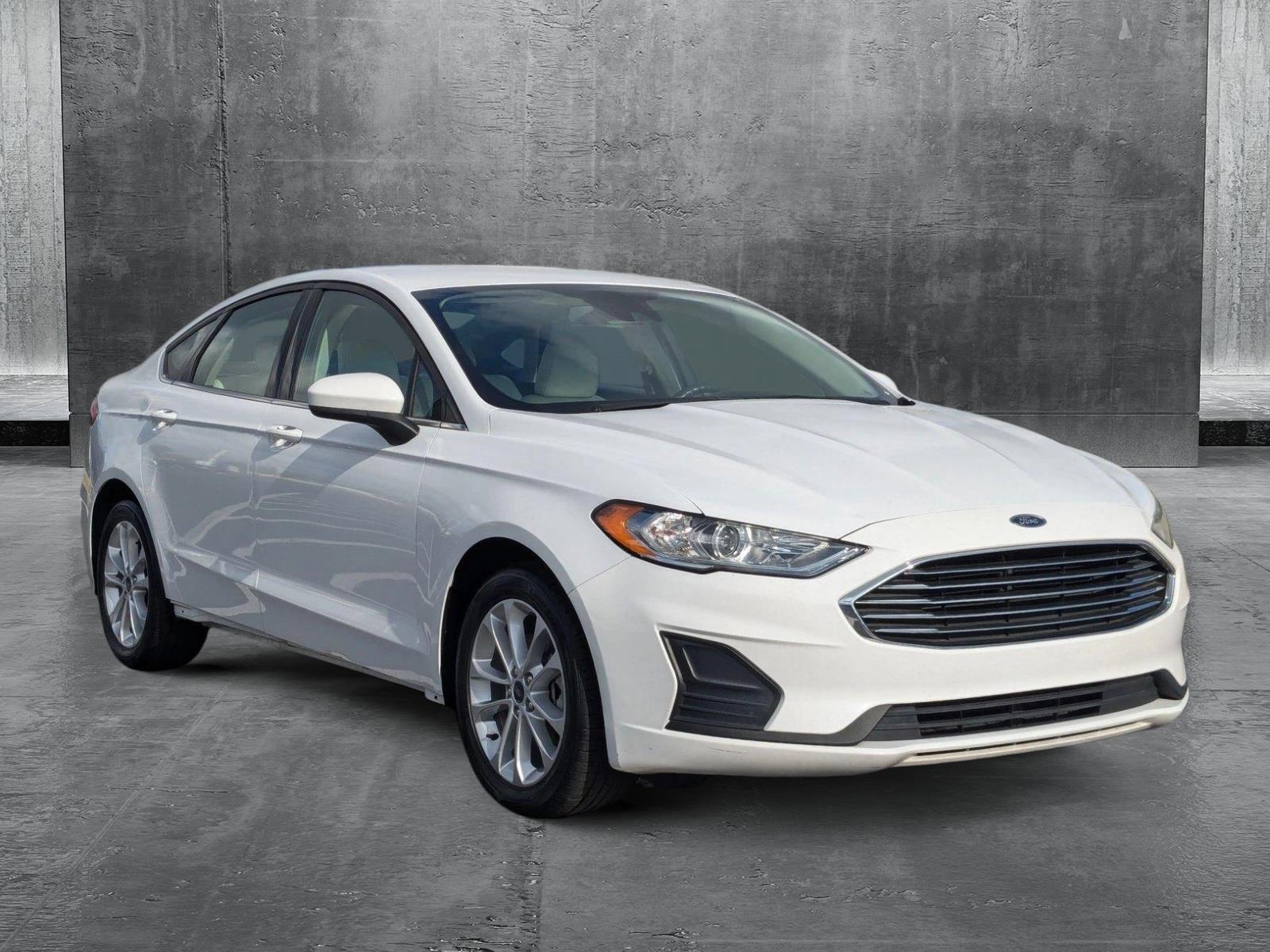 2020 Ford Fusion Hybrid Vehicle Photo in Clearwater, FL 33764