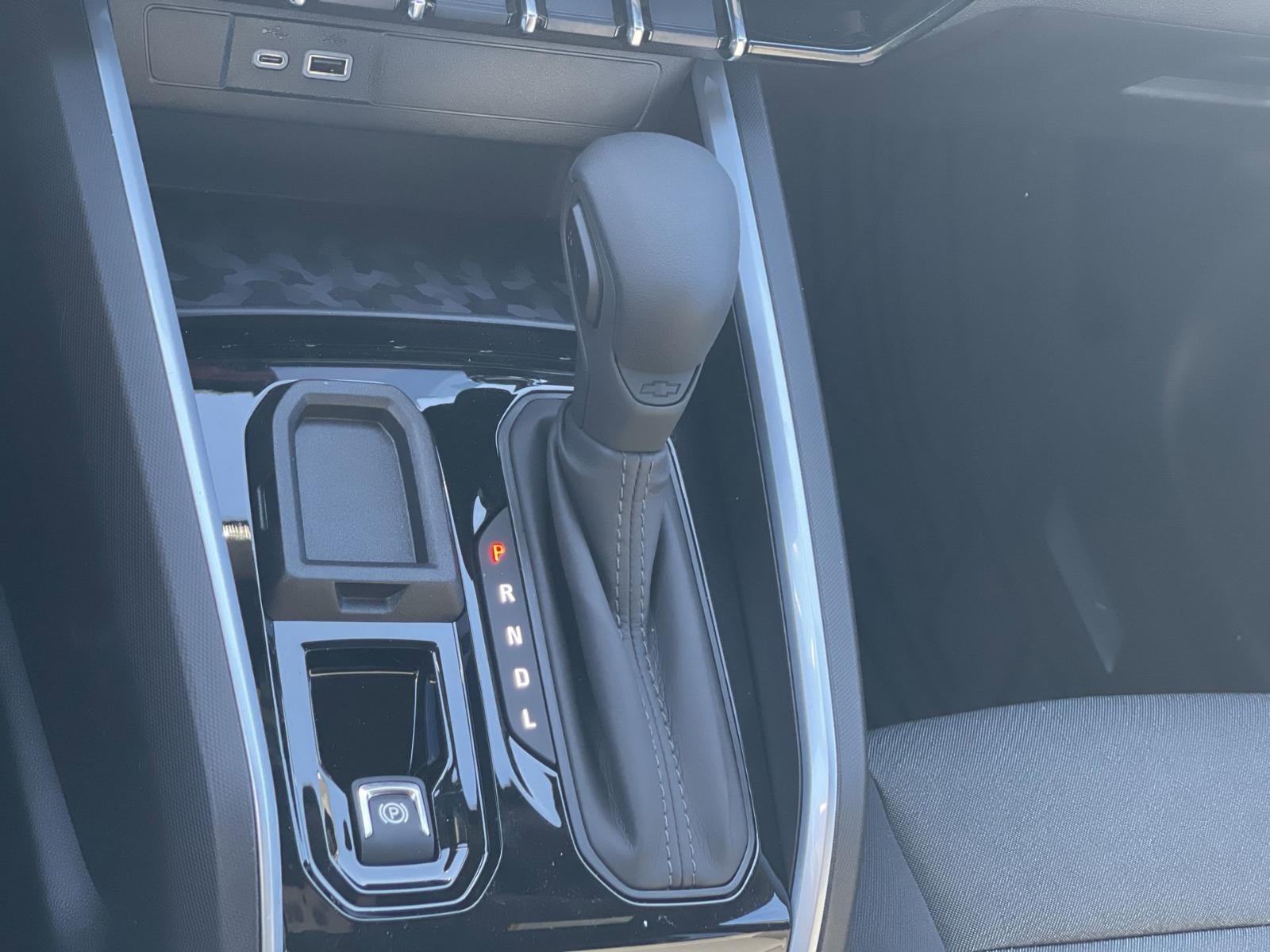 2025 Chevrolet Colorado Vehicle Photo in BENTONVILLE, AR 72712-4322