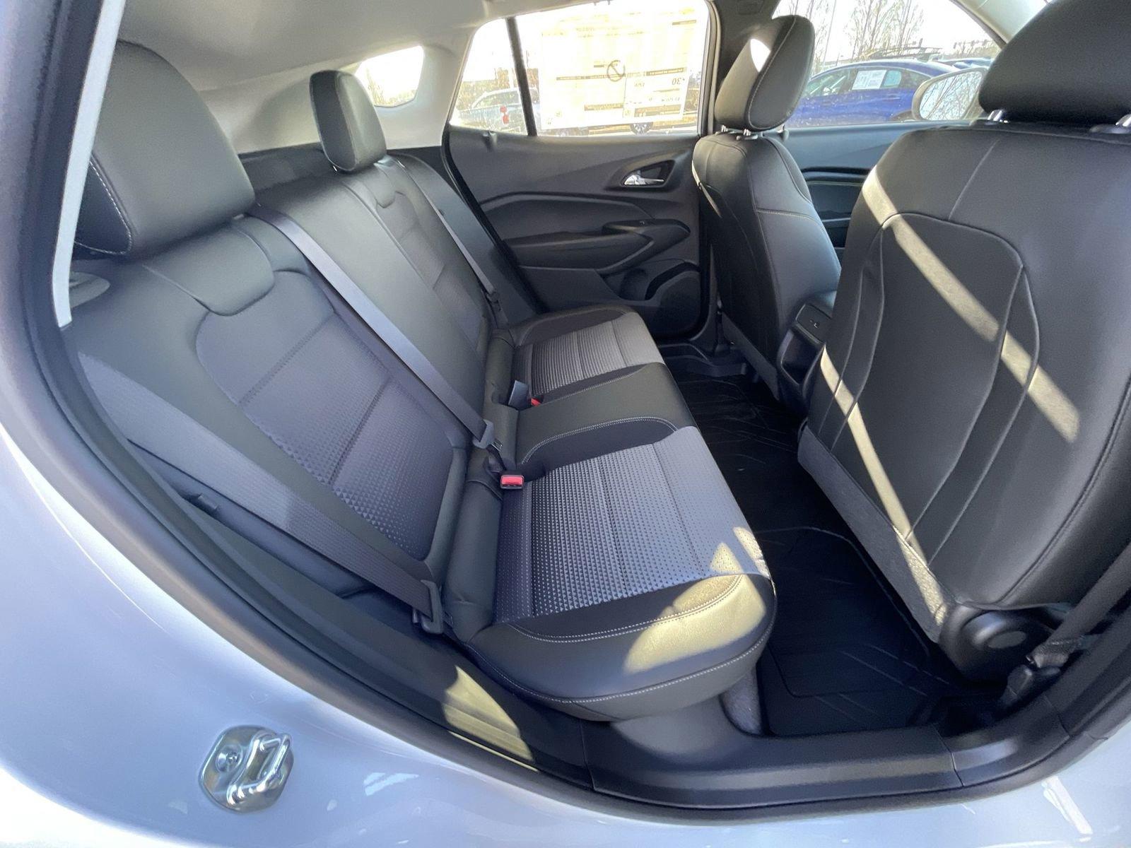 2025 Chevrolet Trax Vehicle Photo in BENTONVILLE, AR 72712-4322