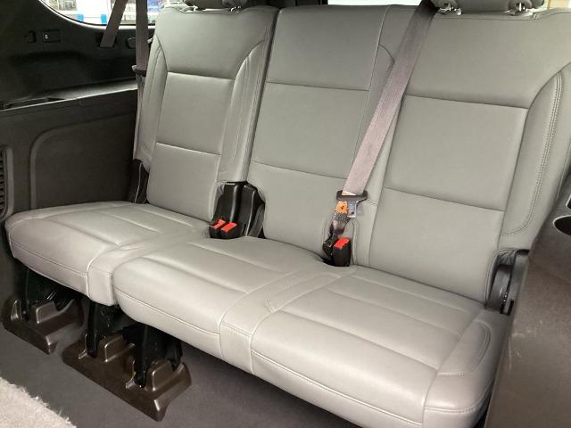2023 Chevrolet Suburban Vehicle Photo in GARDNER, MA 01440-3110