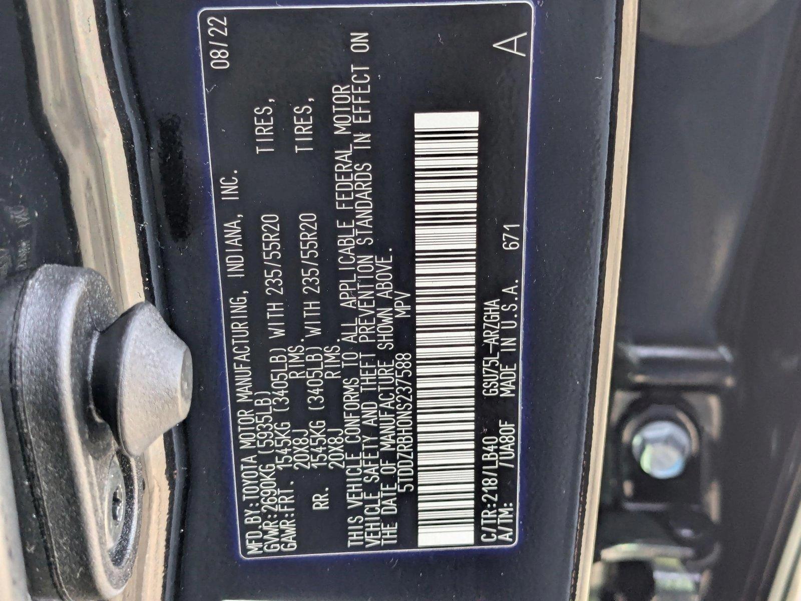2022 Toyota Highlander Vehicle Photo in Spokane, WA 99201