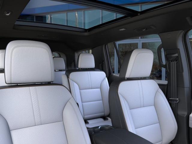 2025 Chevrolet Traverse Vehicle Photo in APPLETON, WI 54914-4656