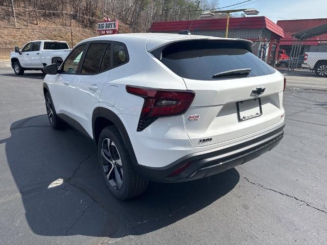 2025 Chevrolet Trax Vehicle Photo in MARION, NC 28752-6372
