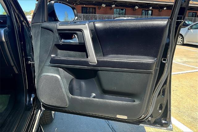 2017 Toyota 4Runner Vehicle Photo in Houston, TX 77007