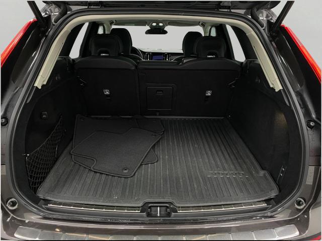 2022 Volvo XC60 Vehicle Photo in Appleton, WI 54913