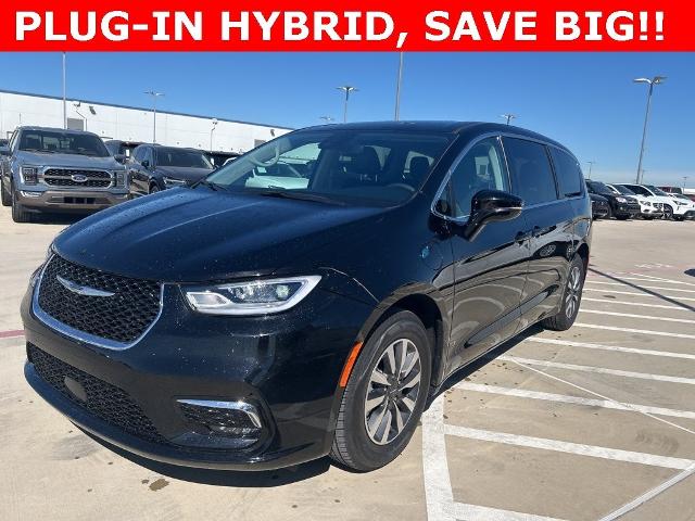 2024 Chrysler Pacifica Vehicle Photo in San Antonio, TX 78230