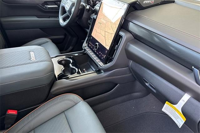 2025 GMC Yukon Vehicle Photo in ELK GROVE, CA 95757-8703