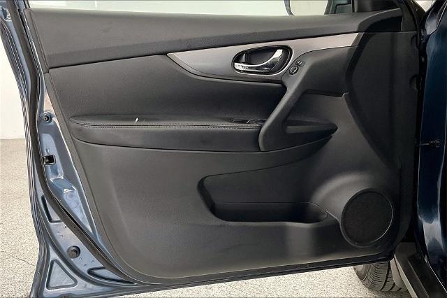 2015 Nissan Rogue Vehicle Photo in Grapevine, TX 76051
