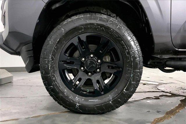 2022 Toyota Tacoma 2WD Vehicle Photo in INDEPENDENCE, MO 64055-1314