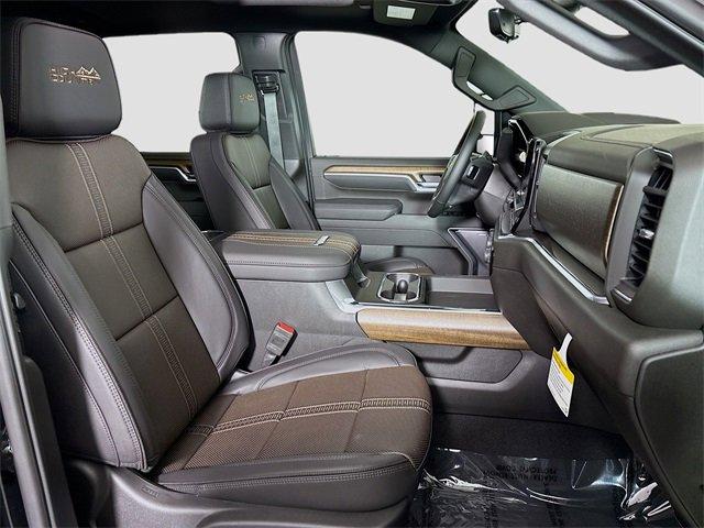 2025 Chevrolet Silverado 2500 HD Vehicle Photo in PUYALLUP, WA 98371-4149