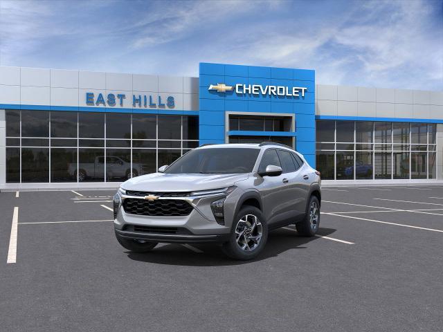 2025 Chevrolet Trax Vehicle Photo in Roslyn, NY 11576