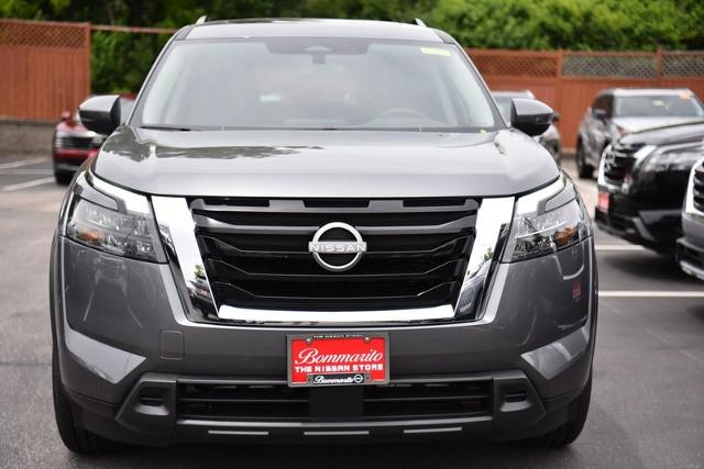 2025 Nissan Pathfinder Vehicle Photo in Ballwin, MO 63011