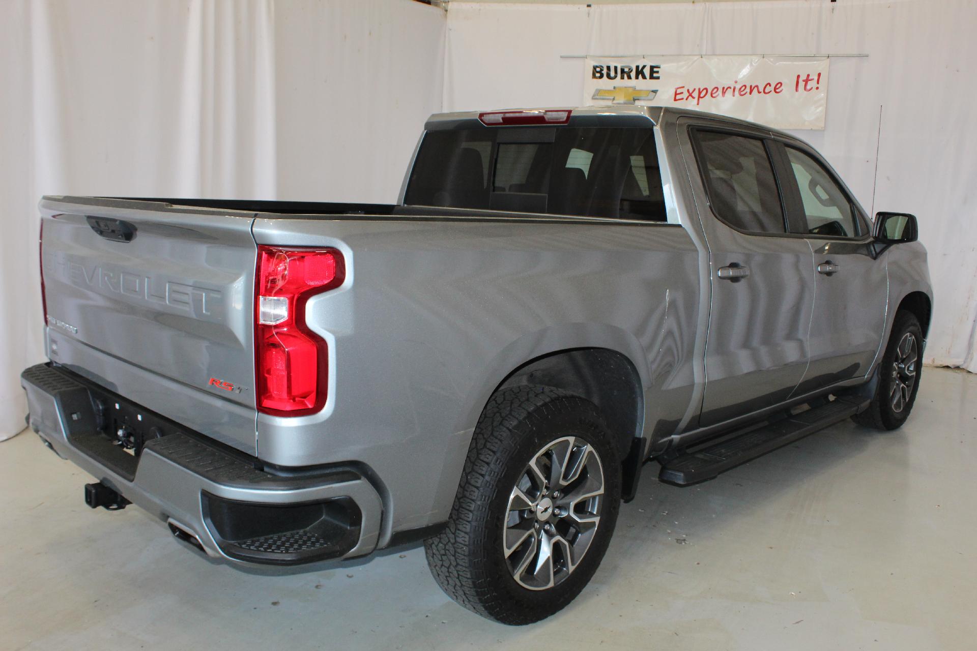 2023 Chevrolet Silverado 1500 Vehicle Photo in NORTHAMPTON, MA 01060-1120