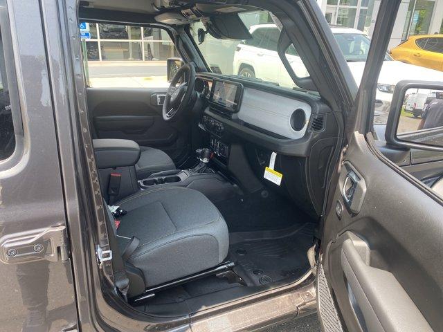 2025 Jeep Wrangler 4xe Vehicle Photo in Doylsetown, PA 18901