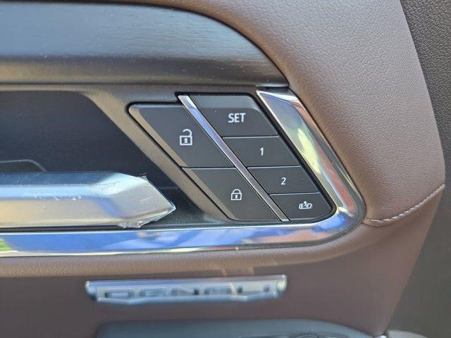 2024 GMC Sierra 1500 Vehicle Photo in Pleasant Hills, PA 15236