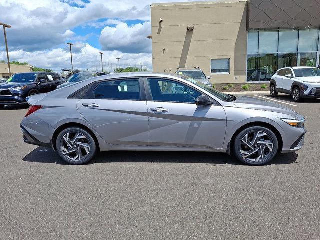 2025 Hyundai ELANTRA Hybrid Vehicle Photo in Philadelphia, PA 19116