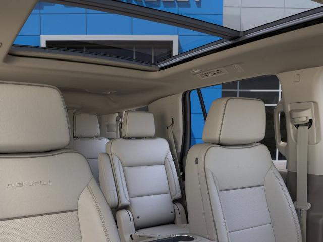 2025 GMC Yukon Vehicle Photo in ROXBORO, NC 27573-6143