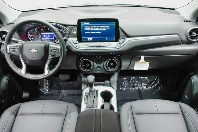 2025 Chevrolet Blazer Vehicle Photo in EVERETT, WA 98203-5662