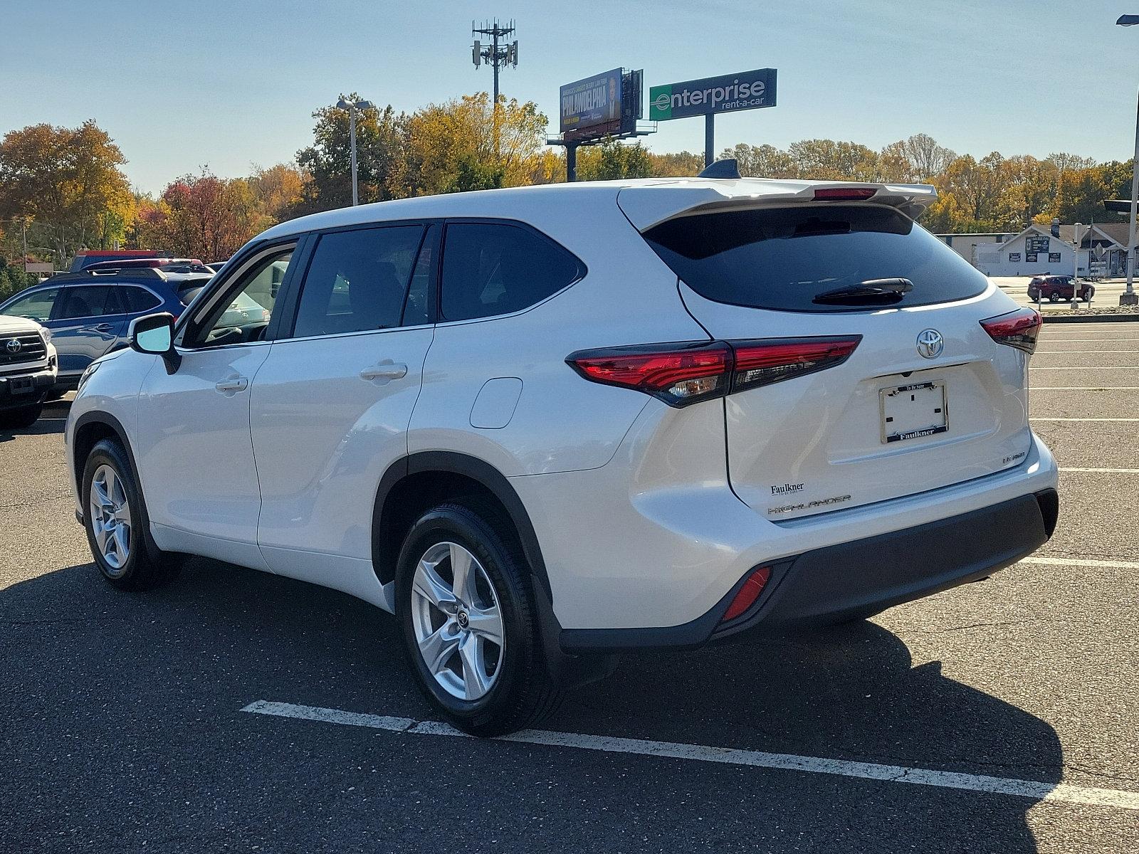 2023 Toyota Highlander Vehicle Photo in Trevose, PA 19053