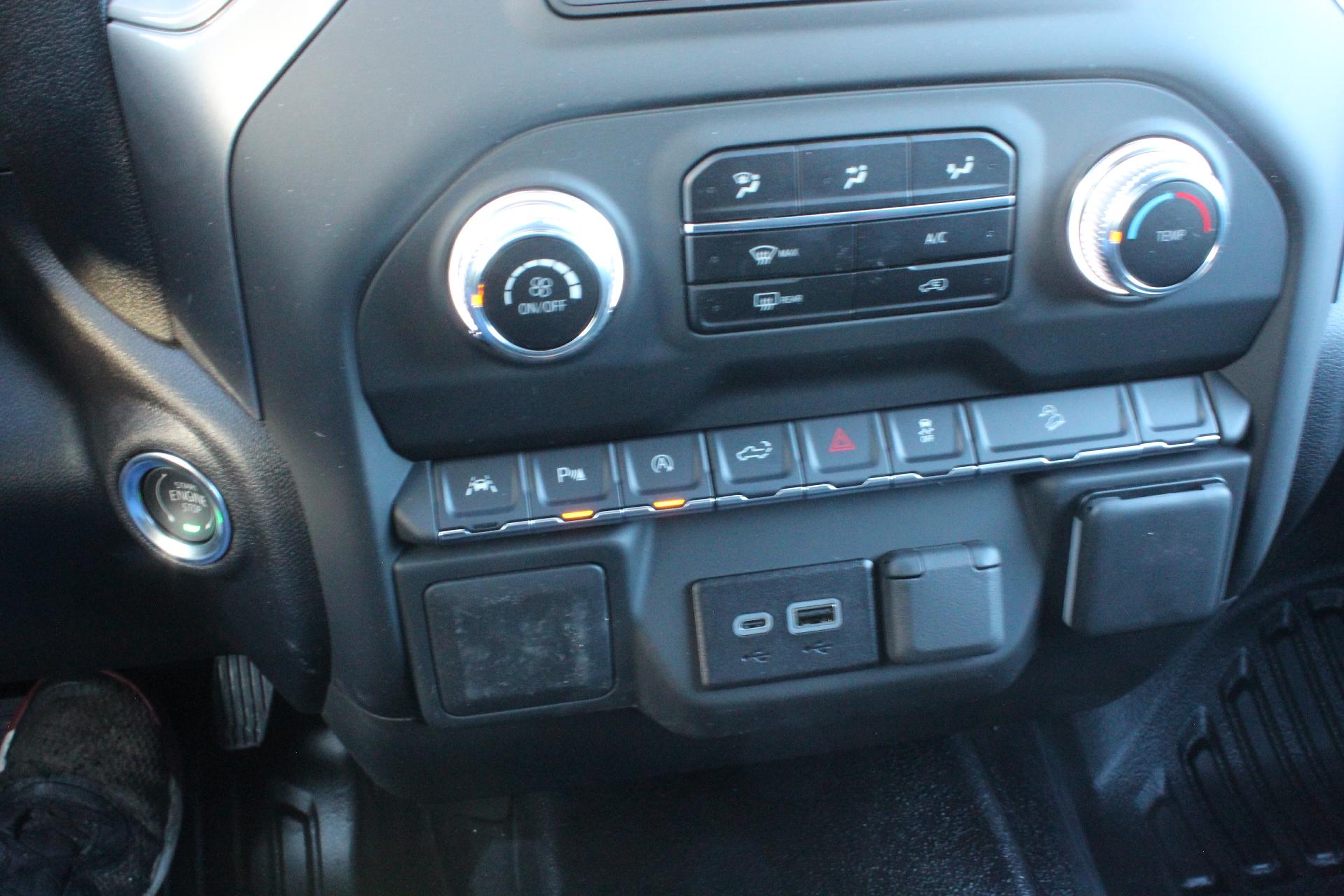 2025 GMC Sierra 1500 Vehicle Photo in AURORA, CO 80012-4011