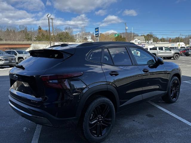 2025 Chevrolet Trax Vehicle Photo in GARDNER, MA 01440-3110