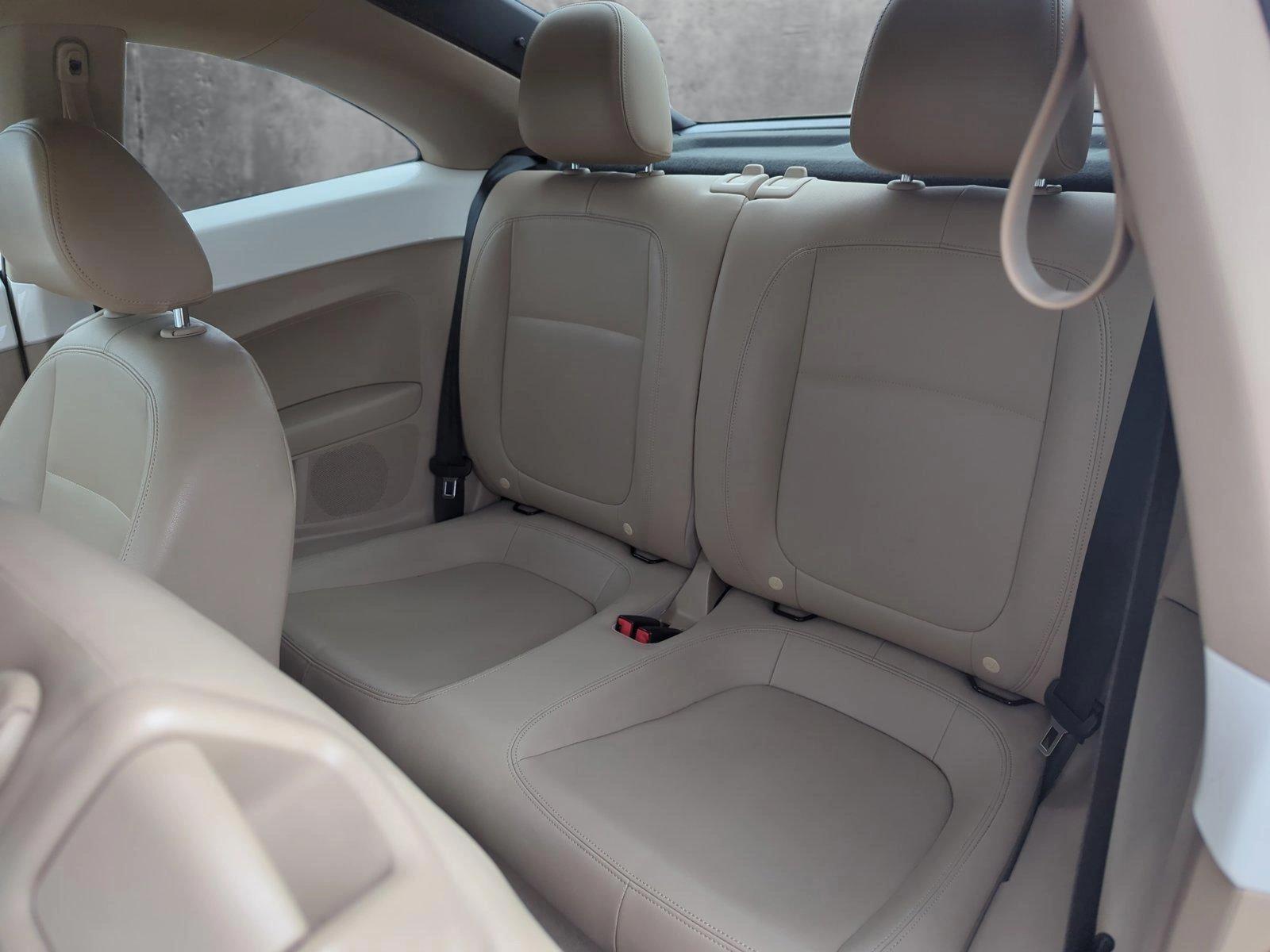 2013 Volkswagen Beetle Coupe Vehicle Photo in Memphis, TN 38125
