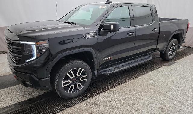 2023 GMC Sierra 1500 Vehicle Photo in GREEN BAY, WI 54304-5303