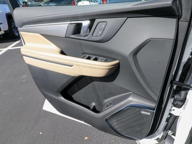 2025 Buick Enclave Vehicle Photo in HOMOSASSA, FL 34448-1461