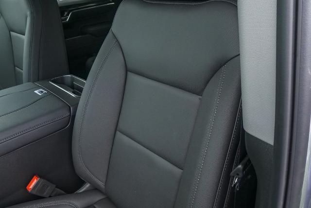 2025 Chevrolet Silverado 1500 Vehicle Photo in VENTURA, CA 93003-8585
