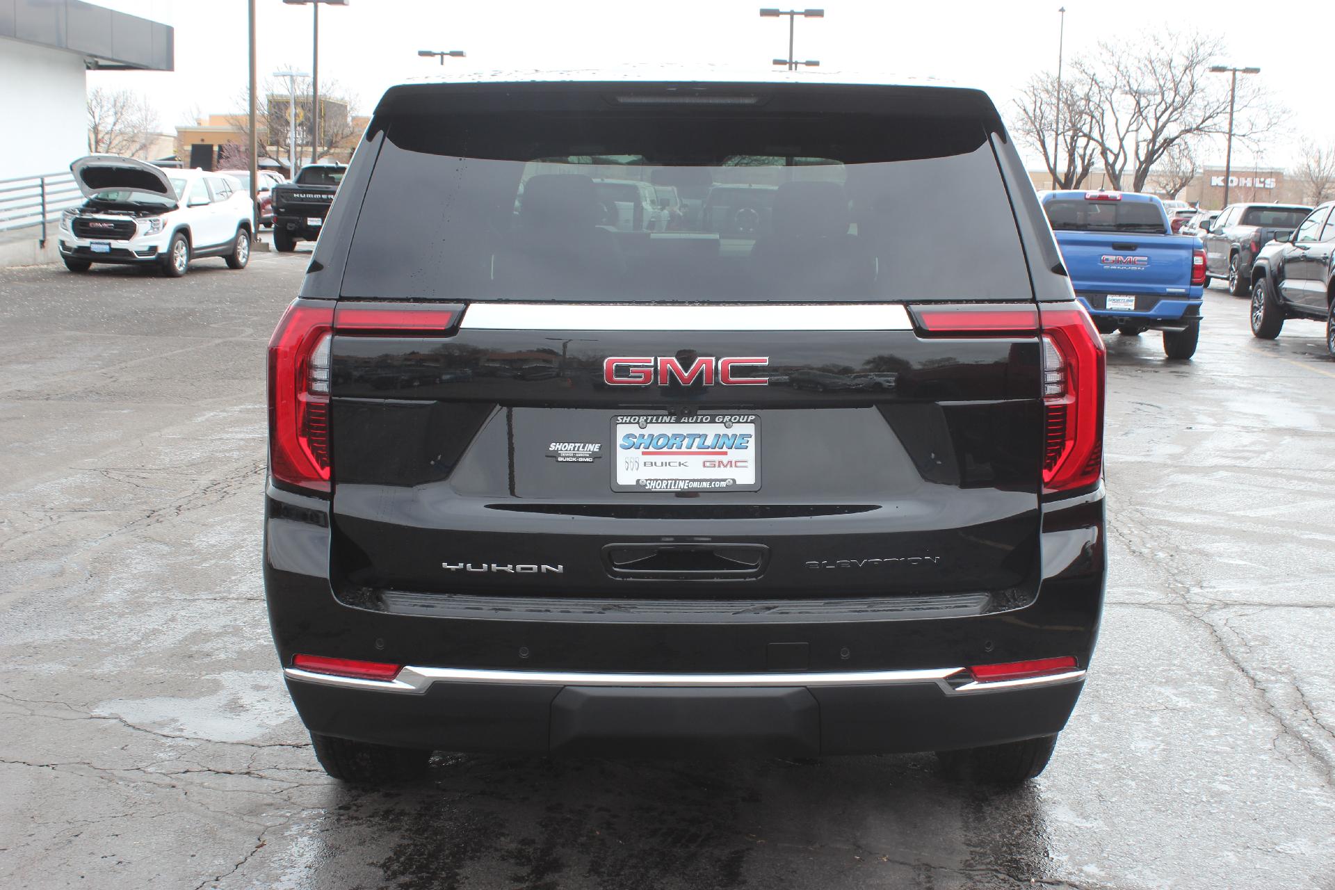 2025 GMC Yukon XL Vehicle Photo in AURORA, CO 80012-4011