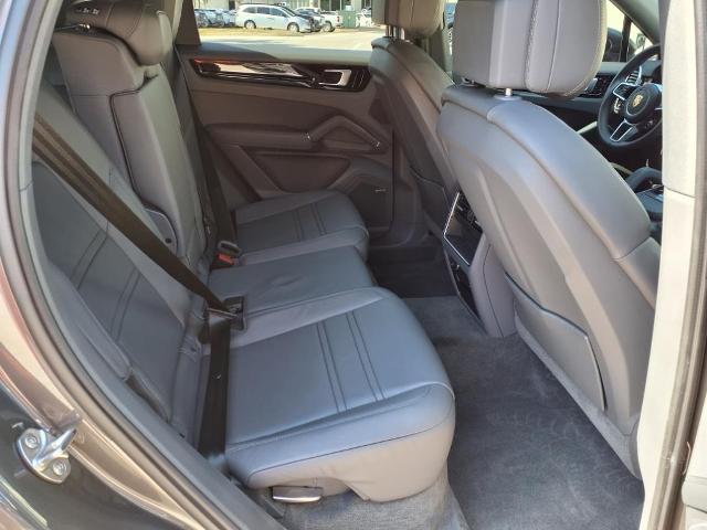 2021 Porsche Cayenne Vehicle Photo in TAMPA, FL 33612-3404