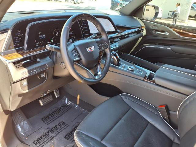 2024 Cadillac Escalade Vehicle Photo in TAMPA, FL 33612-3404