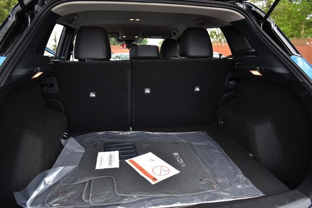2025 Nissan Kicks Vehicle Photo in Ballwin, MO 63011