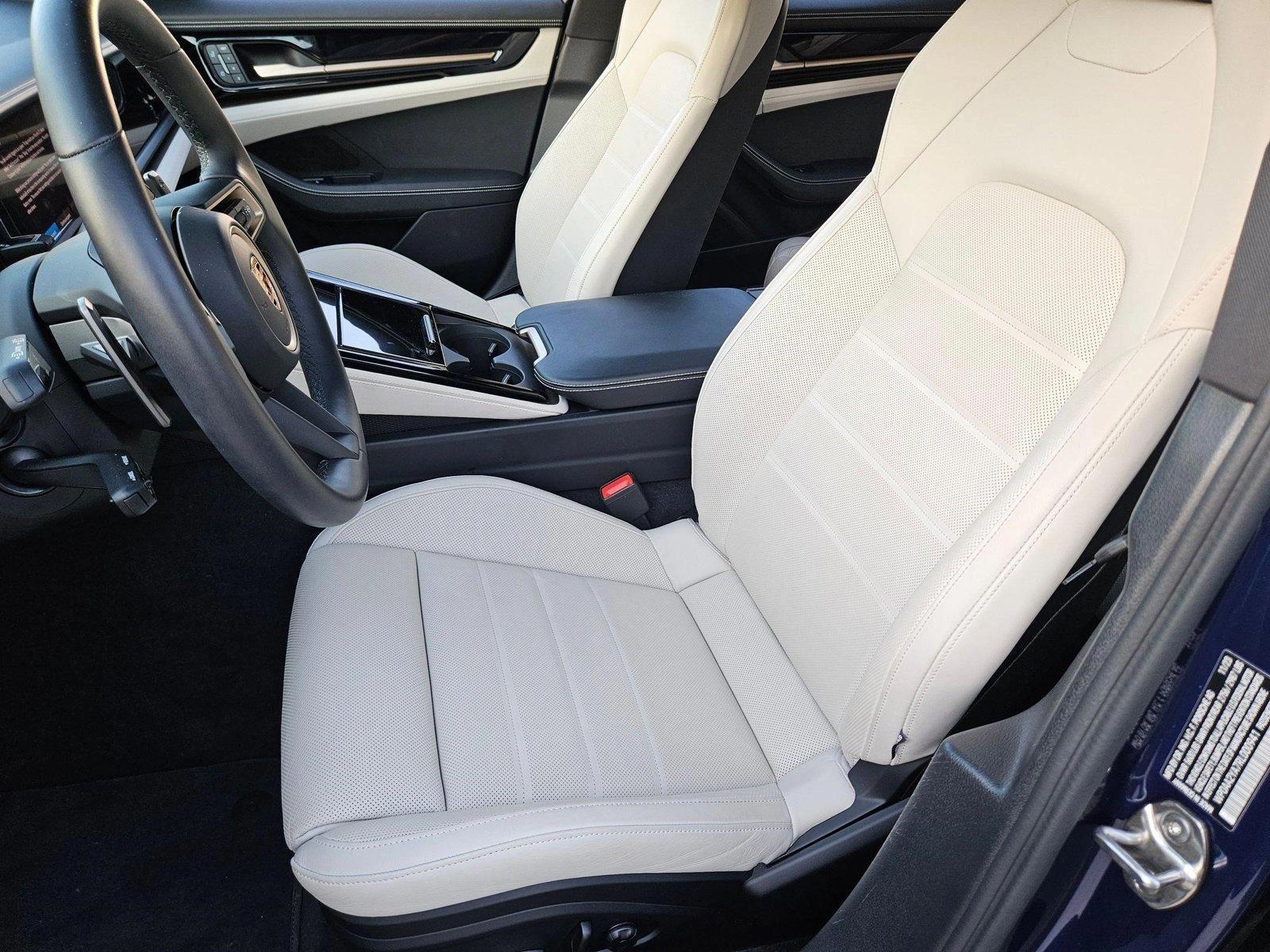 2024 Porsche Panamera Vehicle Photo in Pembroke Pines , FL 33027