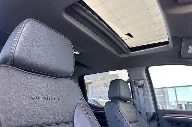 2025 GMC Sierra 1500 Vehicle Photo in STOCKTON, CA 95212-2838