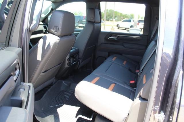 2025 GMC Sierra 2500 HD Vehicle Photo in Greenville, TX 75402
